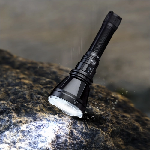latarka-led-fenix-ht18r-v2-0-2f0c3c4a02c84d969ea7b795a9d6f26f-fac3d0bf.jpg
