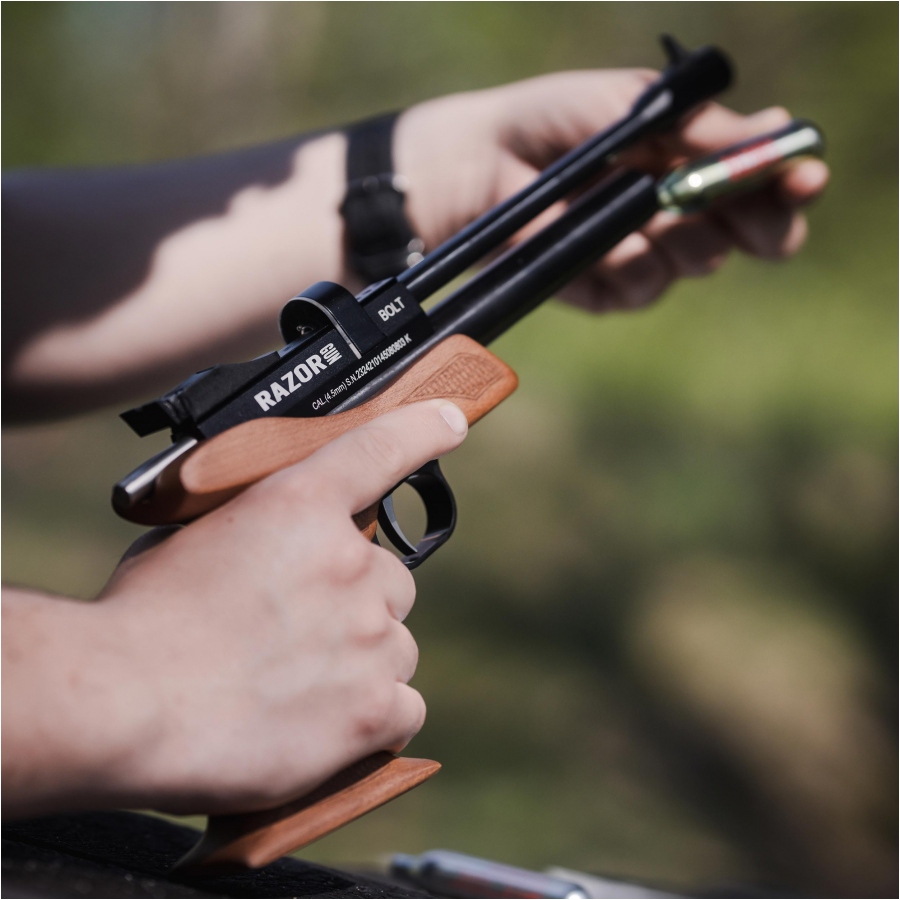 pistolet-wiatrowka-rgun-bolt-5-5-mm-co2-75b49b1d19b84e9493b7291f05cb17d7-4d7ac0ee.jpg