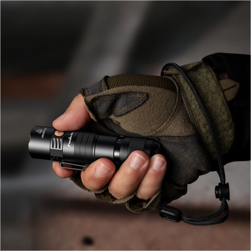latarka-taktyczna-led-fenix-pd26r-ace-982b13996d7747219109d30bbf969b9c-ba1ca3de.jpg