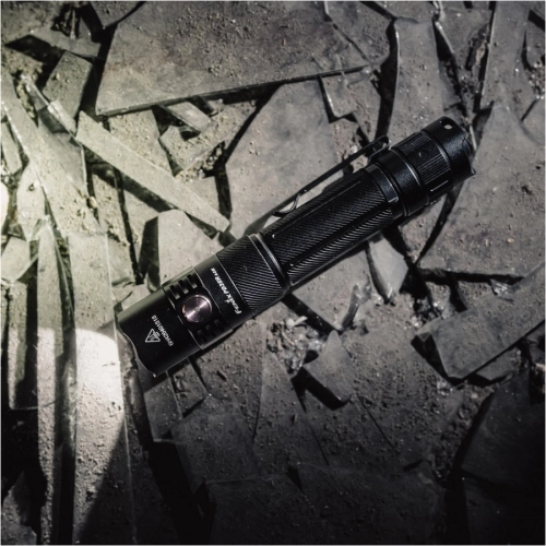 latarka-led-fenix-pd35r-ace-d53e40308c8c4d62bbffb004092f2b5b-720489c0.jpg