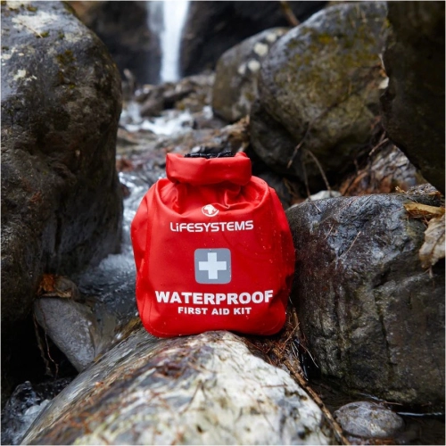 apteczka-wodoszczelna-lifesystems-waterproof-first-aid-kit-eeb879ce10b247379d42b8b9f45a037d-52905766.jpg