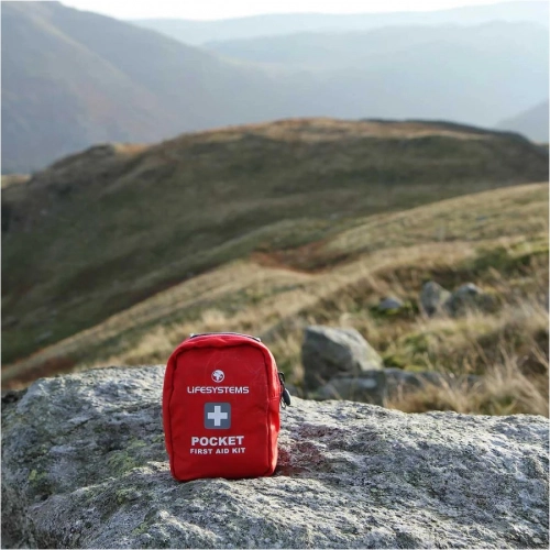 apteczka-kieszonkowa-lifesystems-pocket-first-aid-kit-cc1f742f19a14bda95f6b75ab2f1627b-b2c24208.jpg