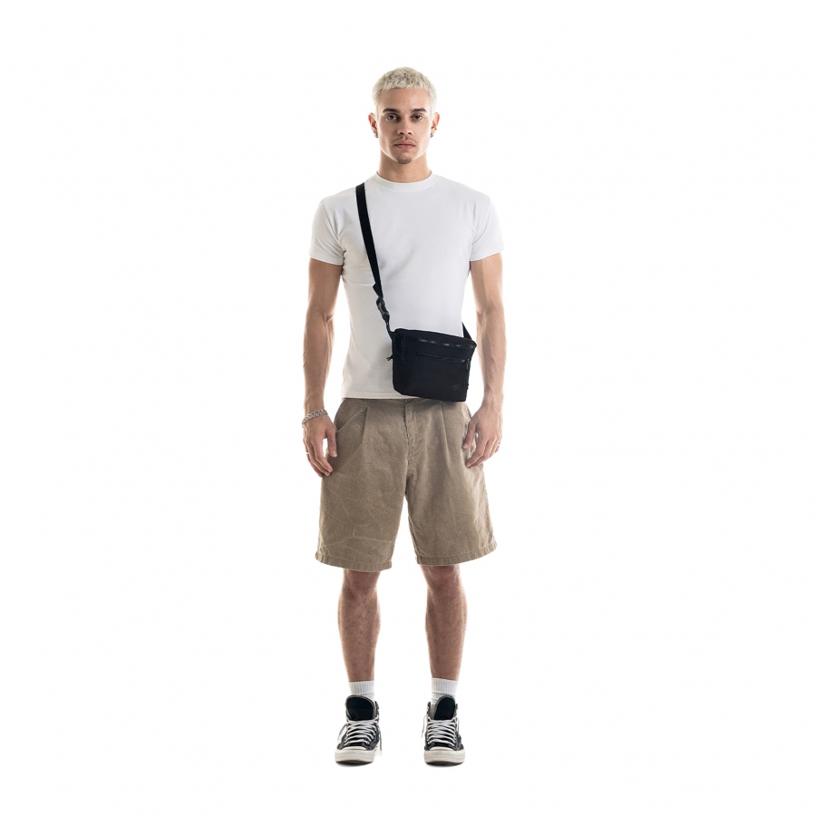 torebka-na-ramie-cabinzero-stinger-3-l-absolute-black-a4fe6d852d1347939a585c953c35b957-eeb471b4.jpg