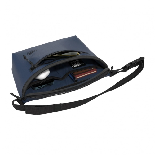 torebka-na-ramie-cabinzero-stinger-3-l-navy-91535afe978c4b819674f9e18a0a0de7-6d6099b7.jpg